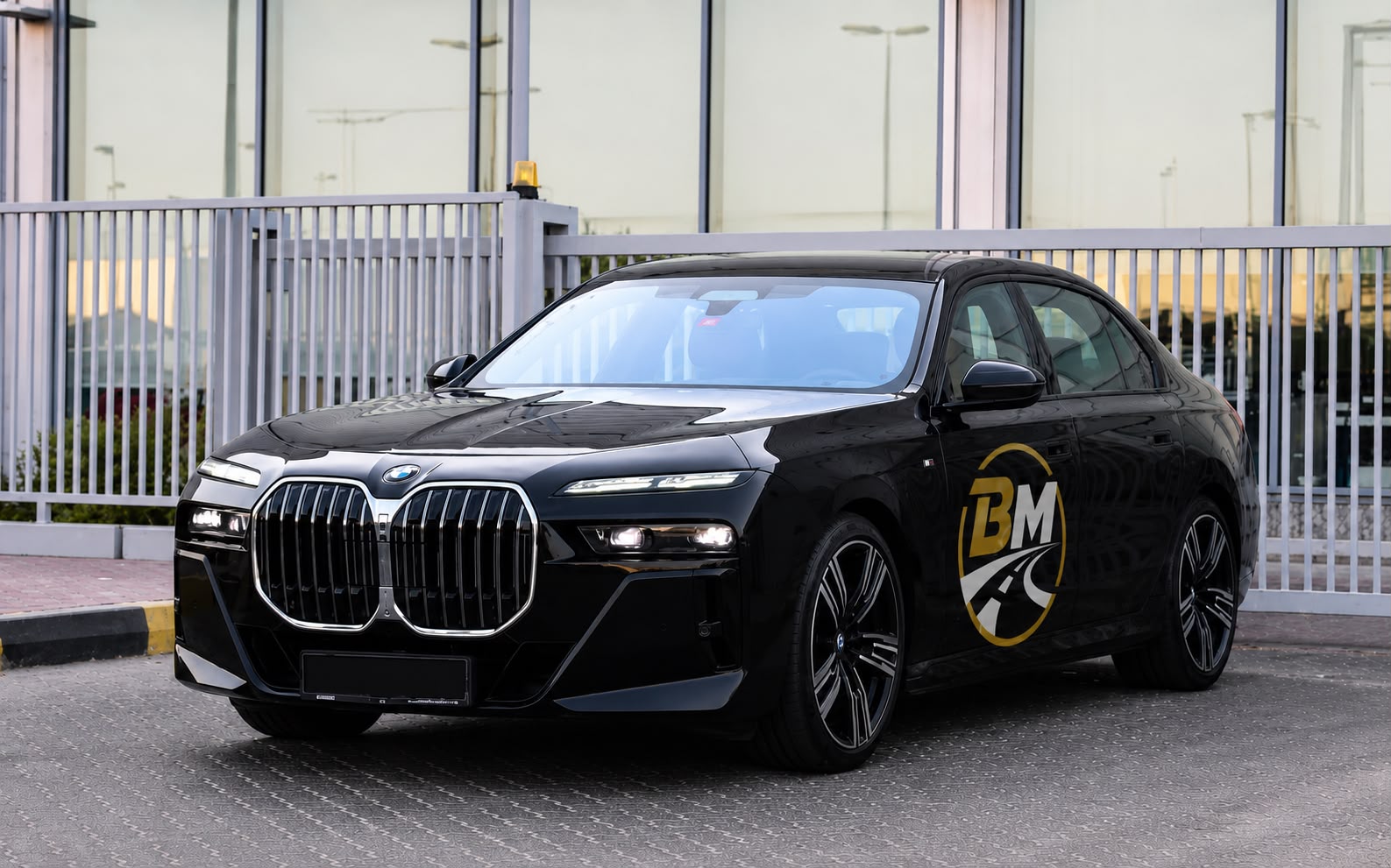 بي إم دبليو الفئة السابعة VIP - سيدان النخبة VIP